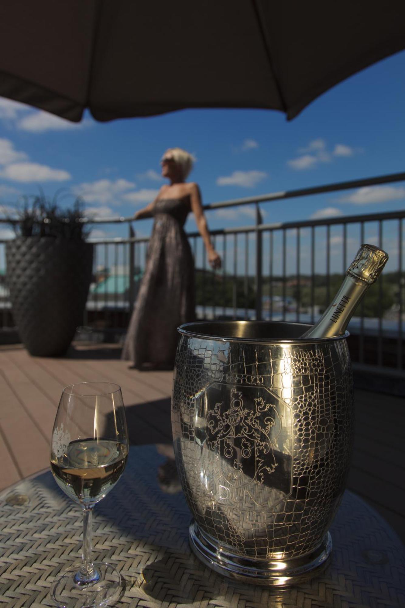 Hotel Dux Рурмонд Экстерьер фото