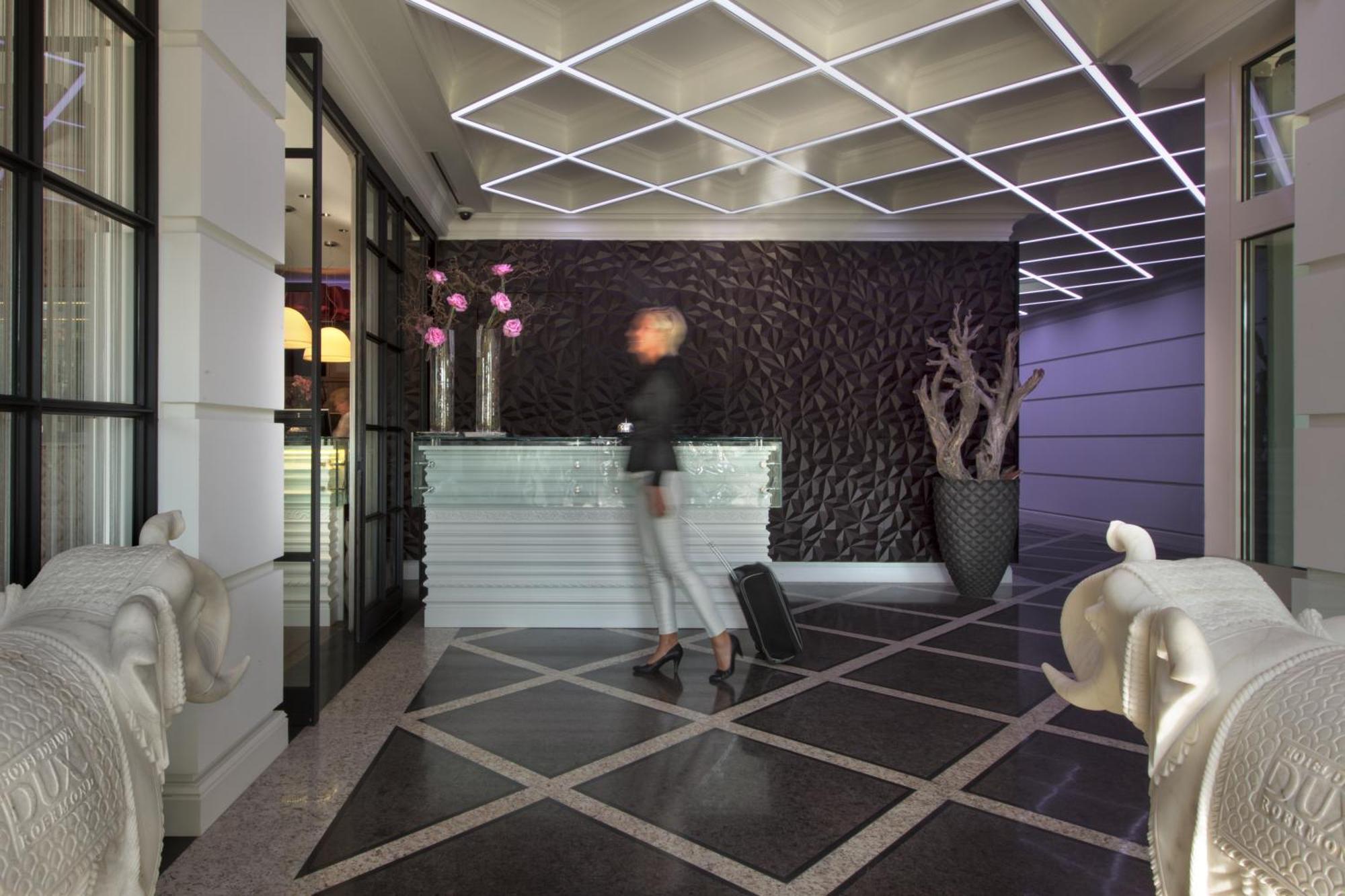 Hotel Dux Рурмонд Экстерьер фото