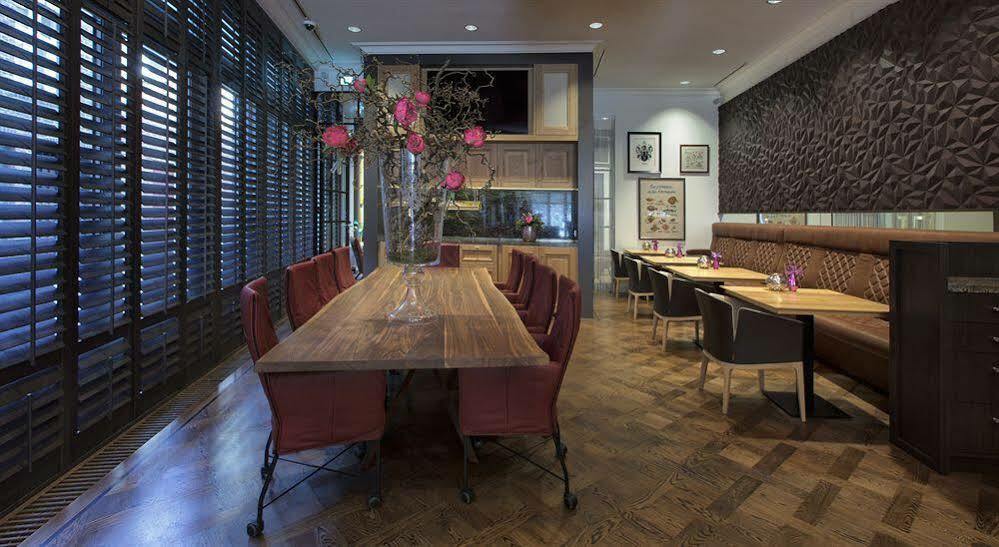 Hotel Dux Рурмонд Экстерьер фото