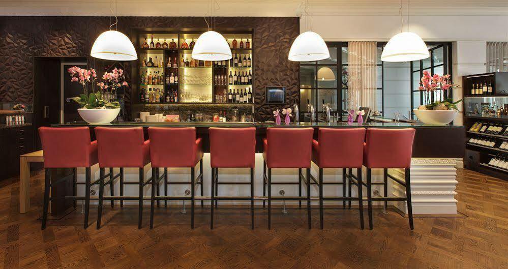 Hotel Dux Рурмонд Экстерьер фото